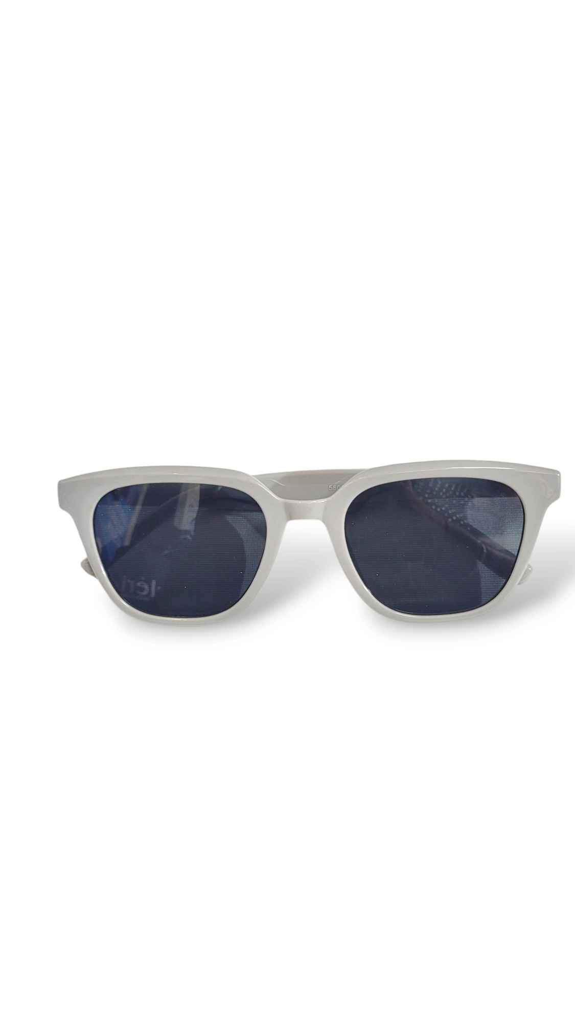 SpecsFriendly unisex classic square UV Shades