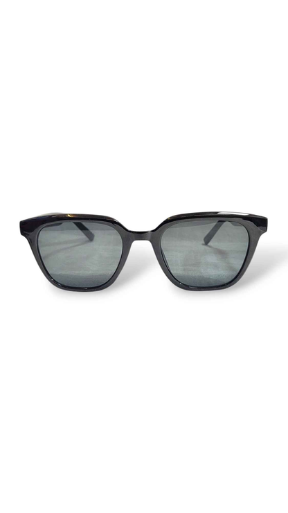 SpecsFriendly unisex classic square UV Shades