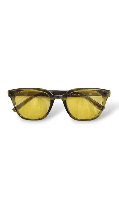 SpecsFriendly unisex classic square UV Shades