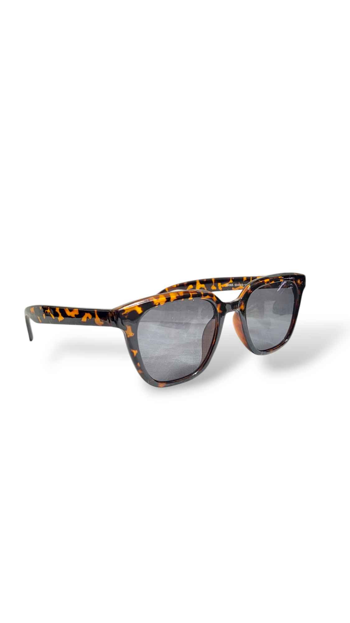 SpecsFriendly unisex classic square UV Shades