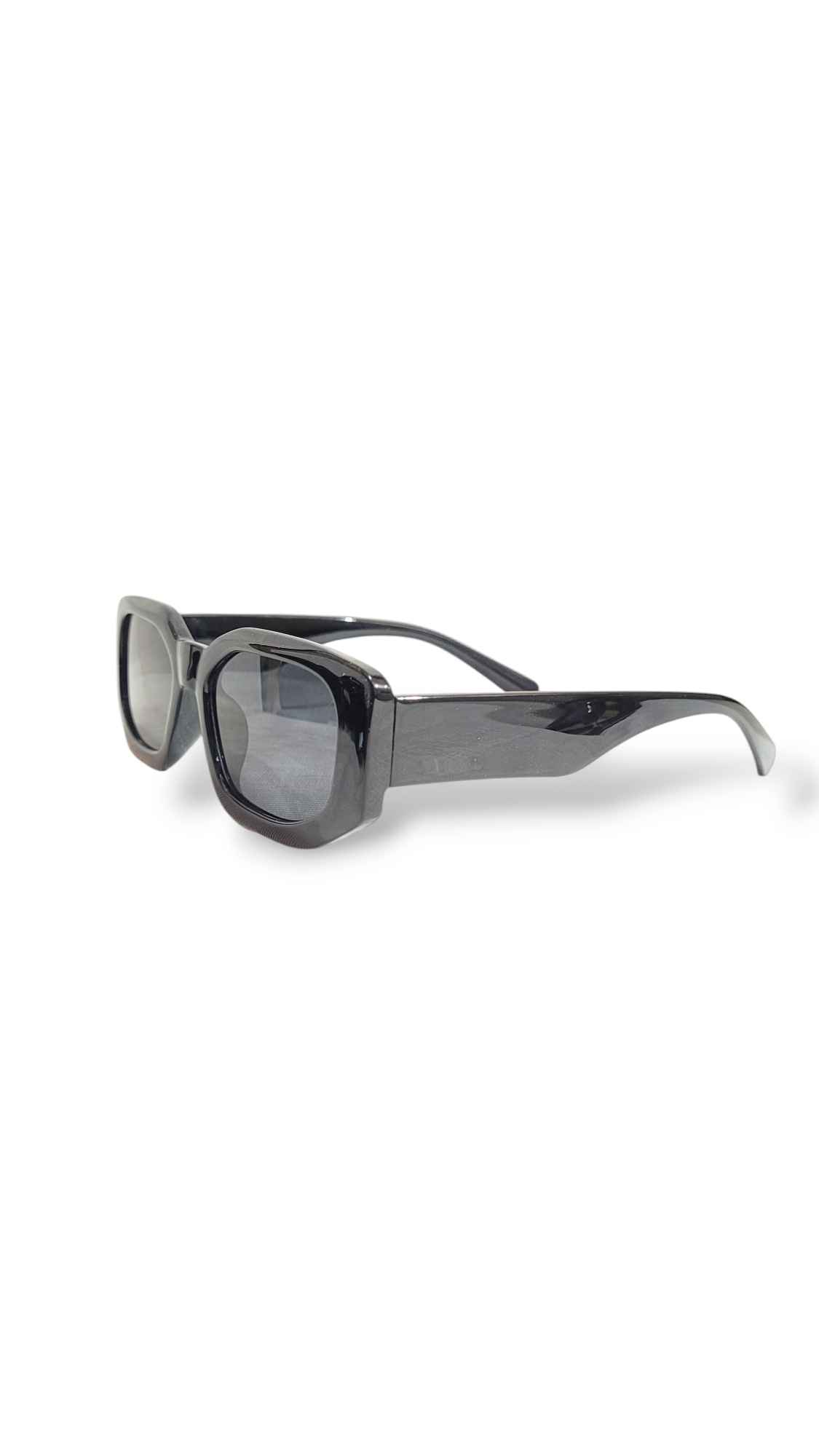 SpecsFriendly Bold catty UV Shades